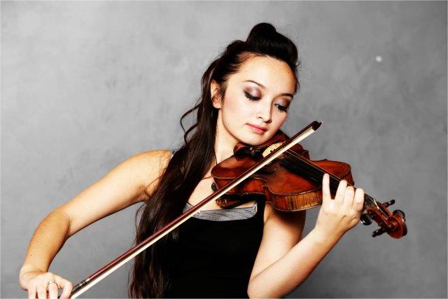 female violin players Gaziantep Turkey